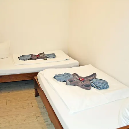 Großes Mit Terrasse Am Granitzwald Privatunterkunft Blieschow